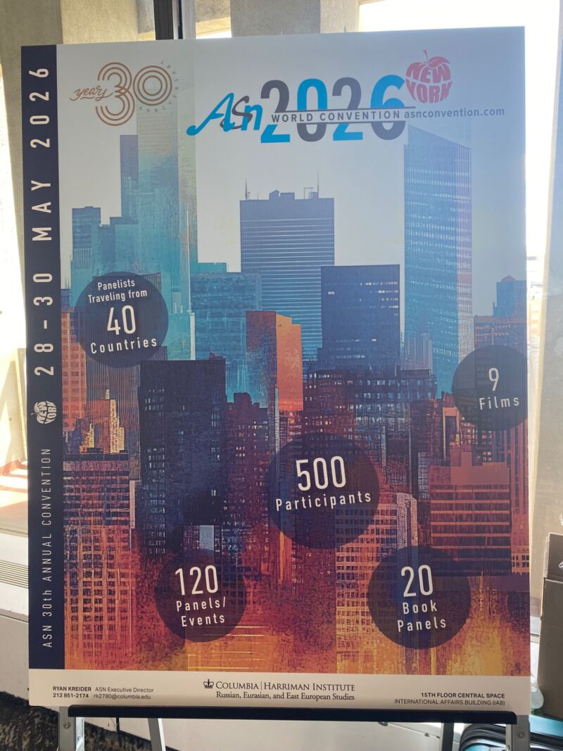 Image for the Tweet beginning: Friday afternoon at #ASN26 keeps